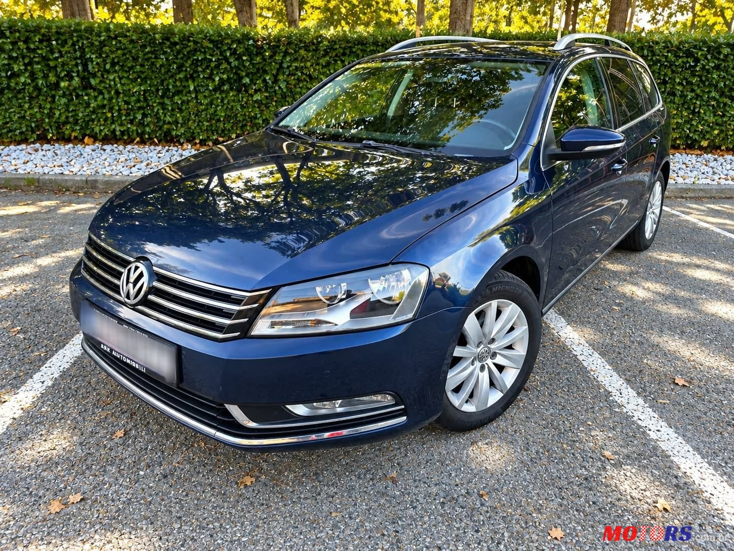 2012' Volkswagen Passat Variant photo #2
