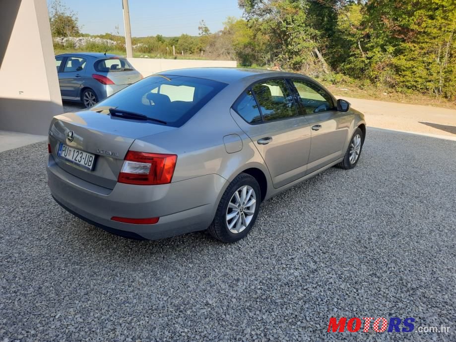 2016' Skoda Octavia 1,6 Tdi photo #3
