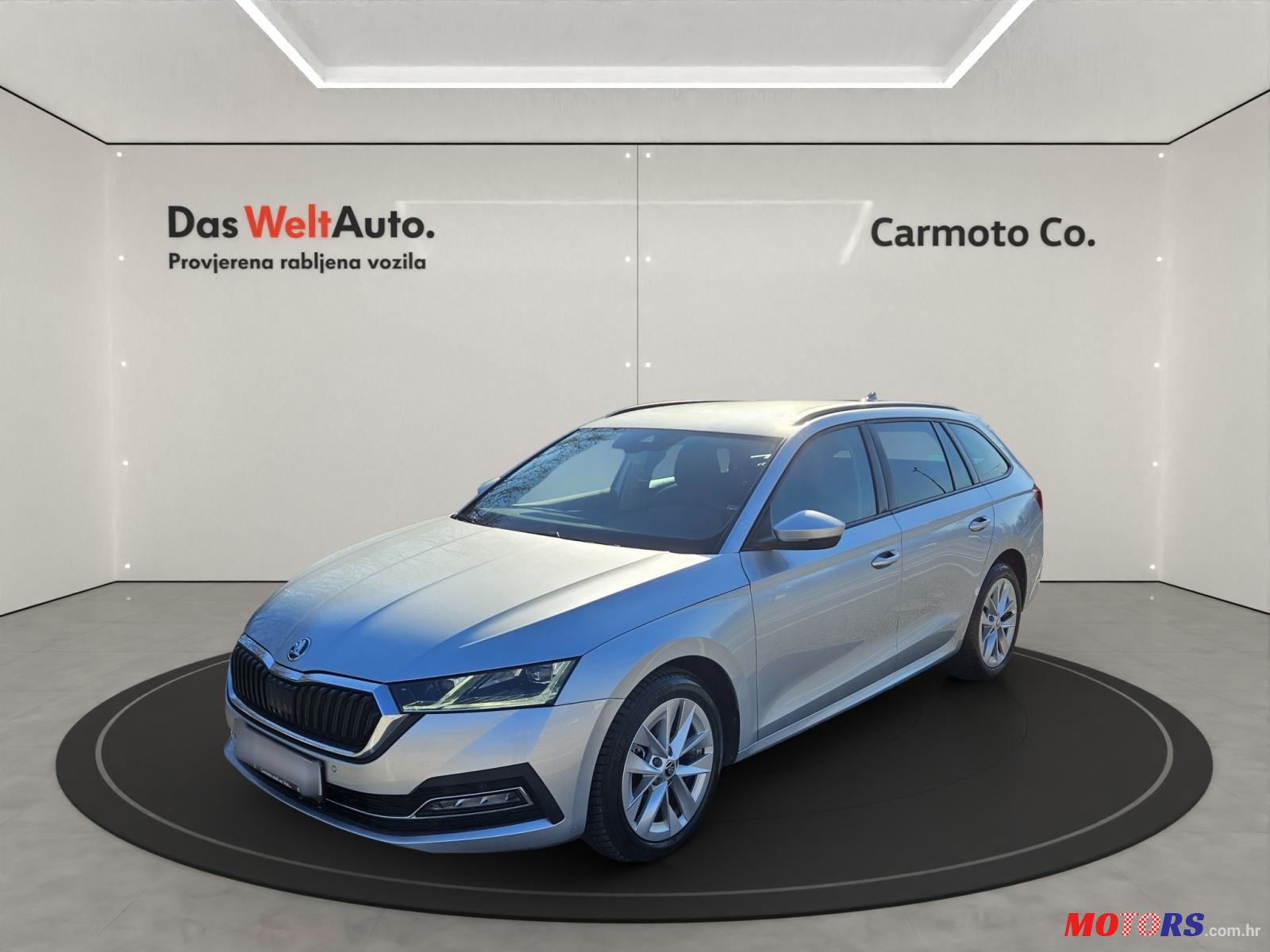 2021' Skoda Octavia Combi photo #2