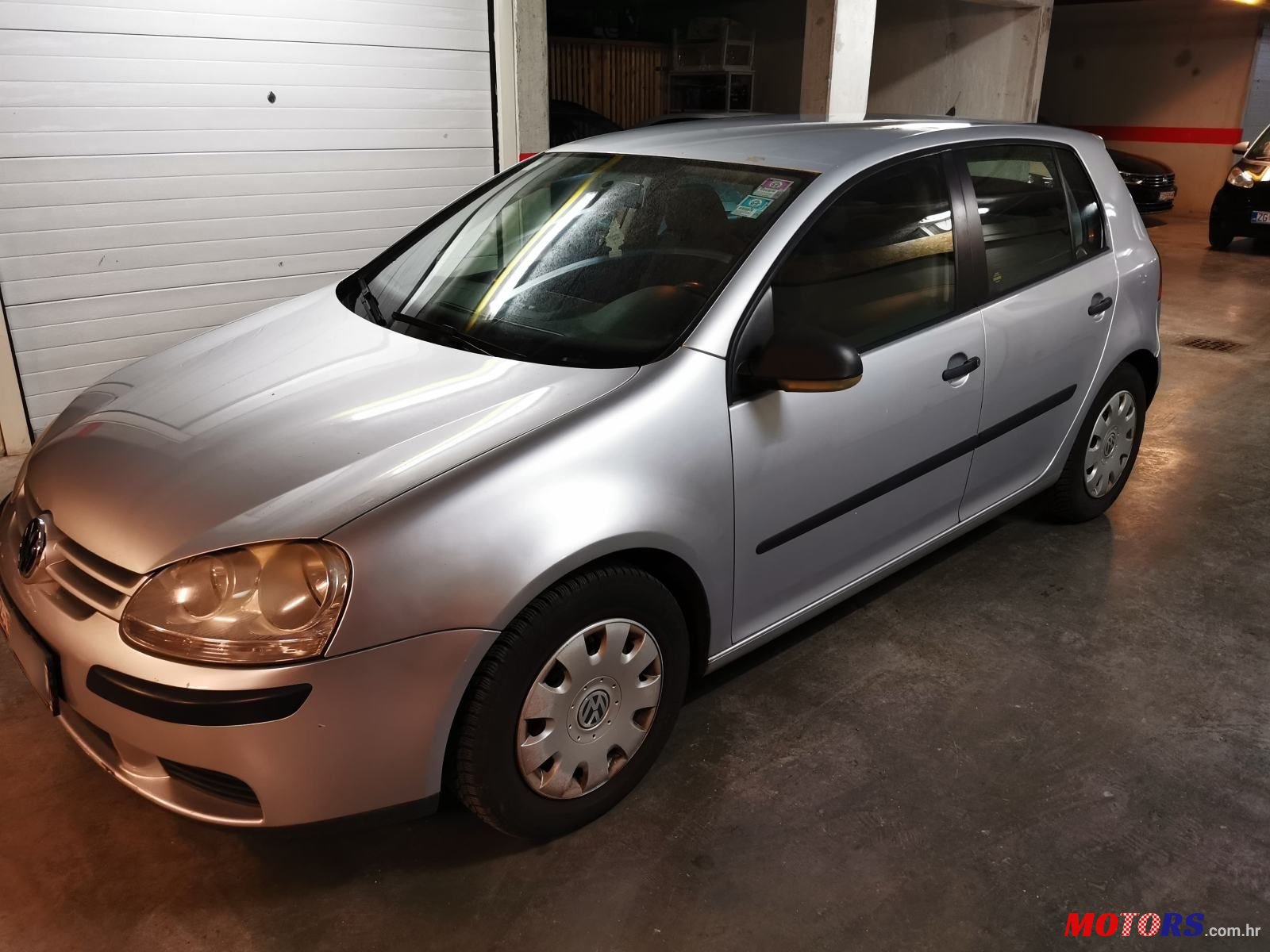 2008' Volkswagen Golf V 1,9 Tdi photo #1