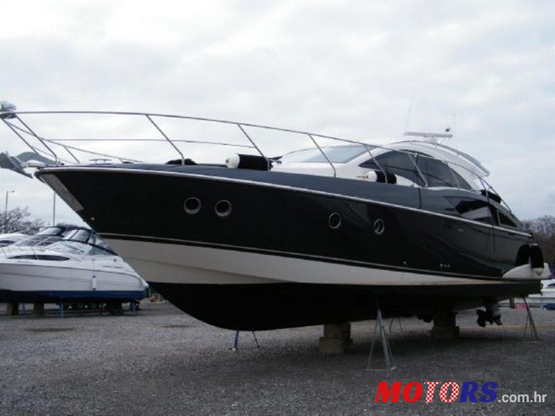 2012' Marquis photo #1