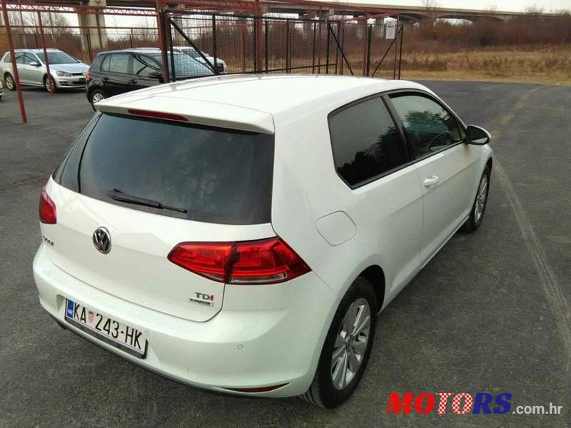 2014' Volkswagen Golf VII 1,6 Tdi Bmt photo #2