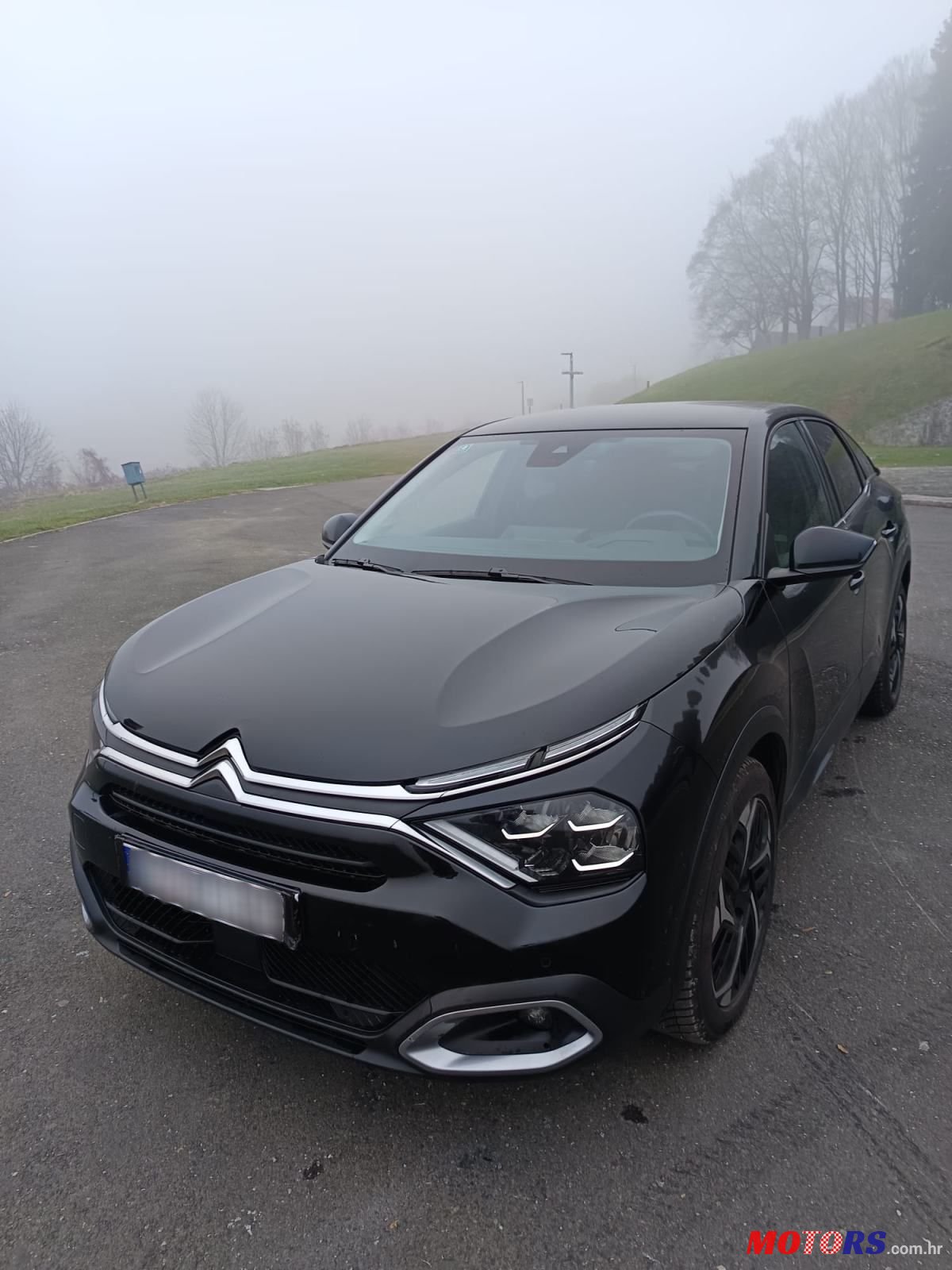 2023' Citroen C4 1,2 Puretech photo #2
