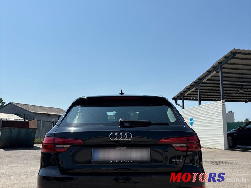 2017' Audi A4 Avant photo #4