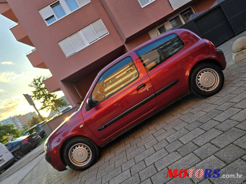 2003' Renault Clio 1,2 photo #4