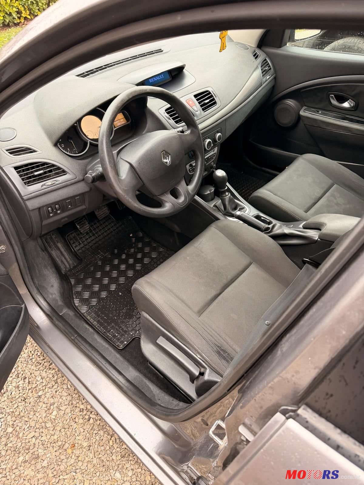 2011' Renault Megane Grandtour 1.5 Dci photo #6