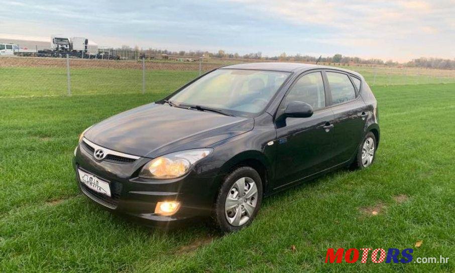2009' Hyundai I30 1,6 Crdi photo #1