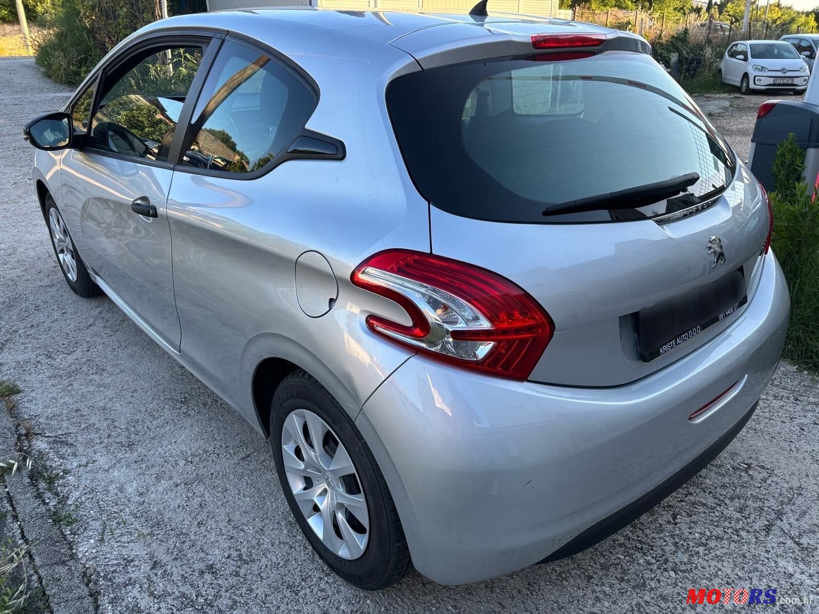 2014' Peugeot 208 1,0 Vti photo #6