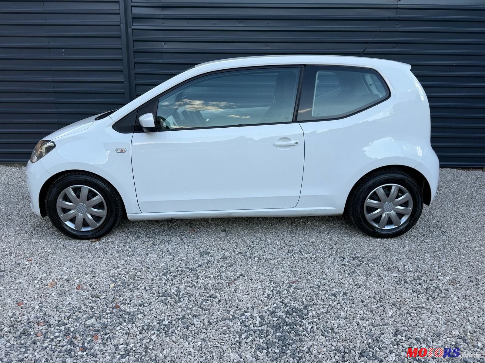 2015' Volkswagen Up! 1,0 Up! photo #2