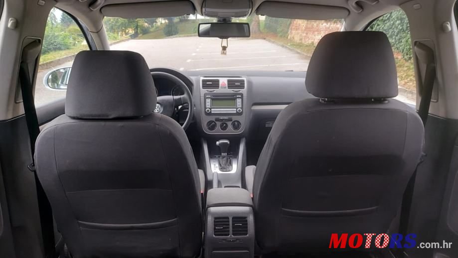 2007' Volkswagen Golf 5 1,6 Fsi photo #1