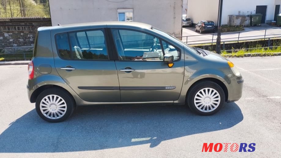 2005' Renault Modus 1,4 16V photo #5