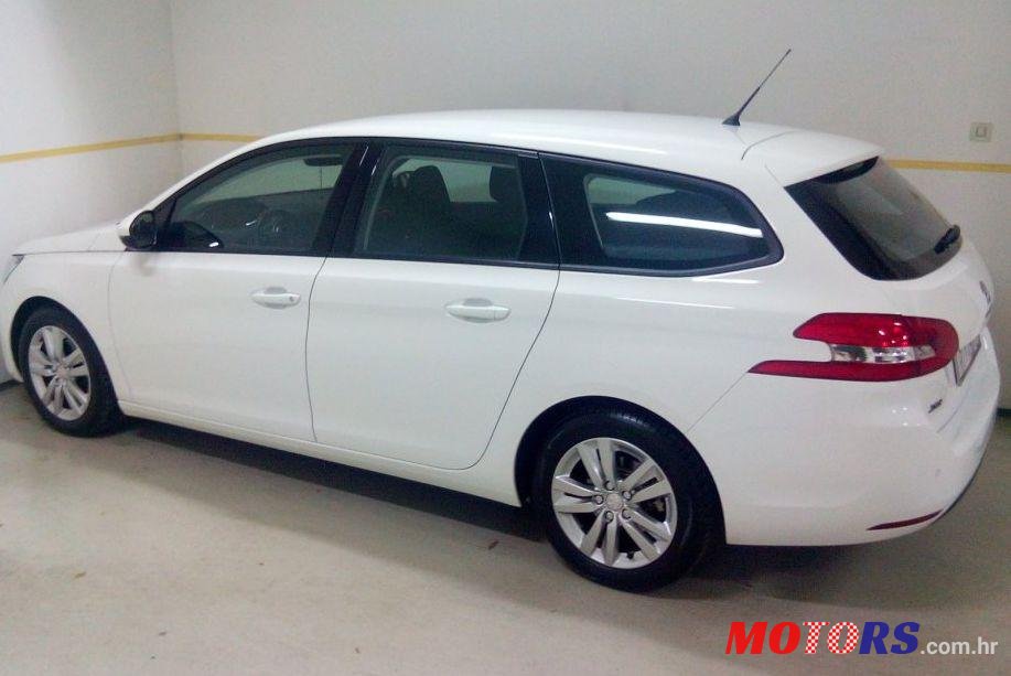 2015' Peugeot 308 Sw 1,6 Hdi photo #2