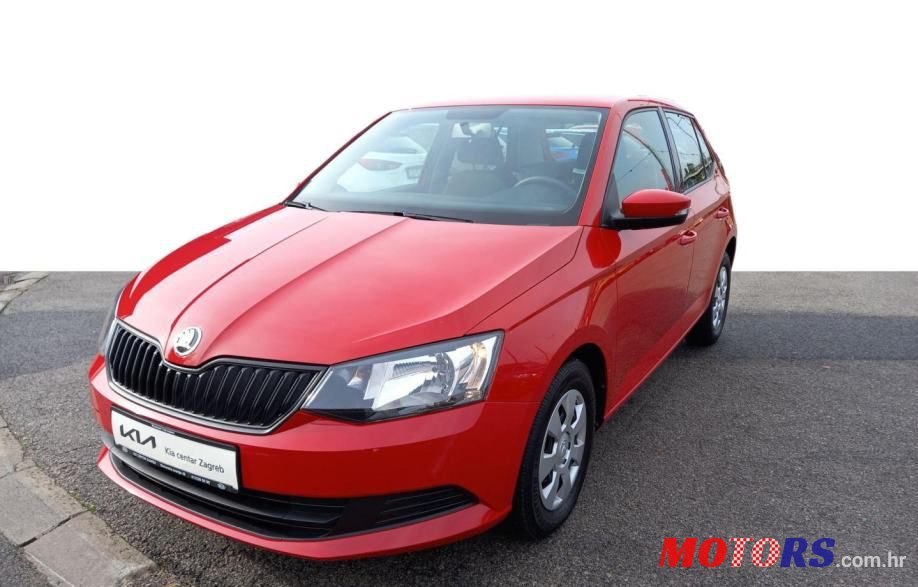 2015' Skoda Fabia photo #1