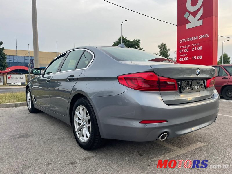 2017' BMW Serija 5 520D photo #3