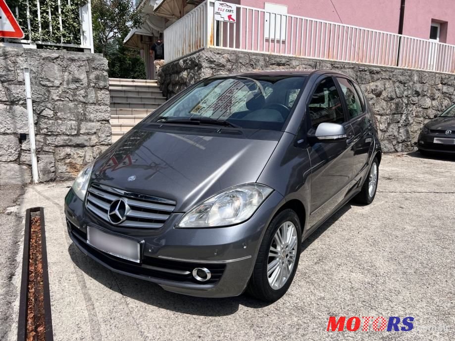 2010' Mercedes-Benz A-Klasa 160 photo #2