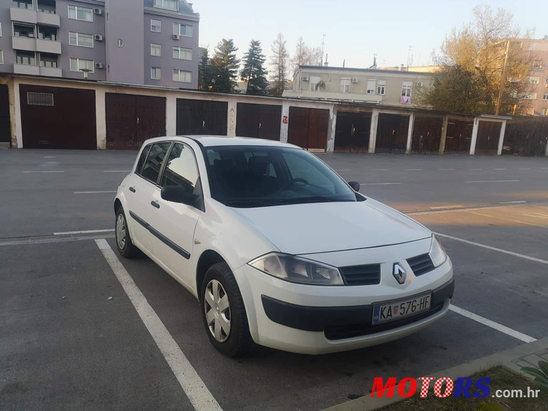 2004' Renault Megane photo #4