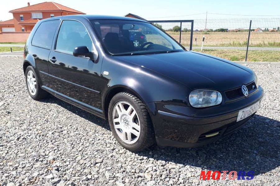 2001' Volkswagen Golf IV 1,9 Tdi photo #1