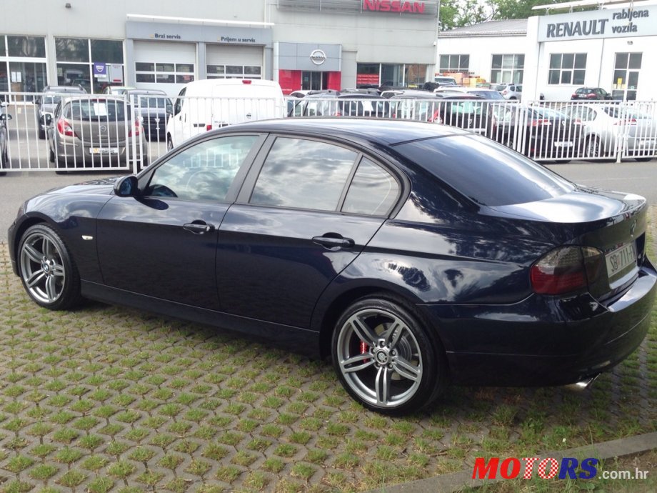 2005' BMW 320 photo #2