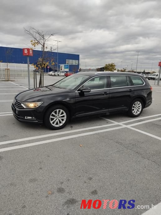 2016' Volkswagen Passat photo #2