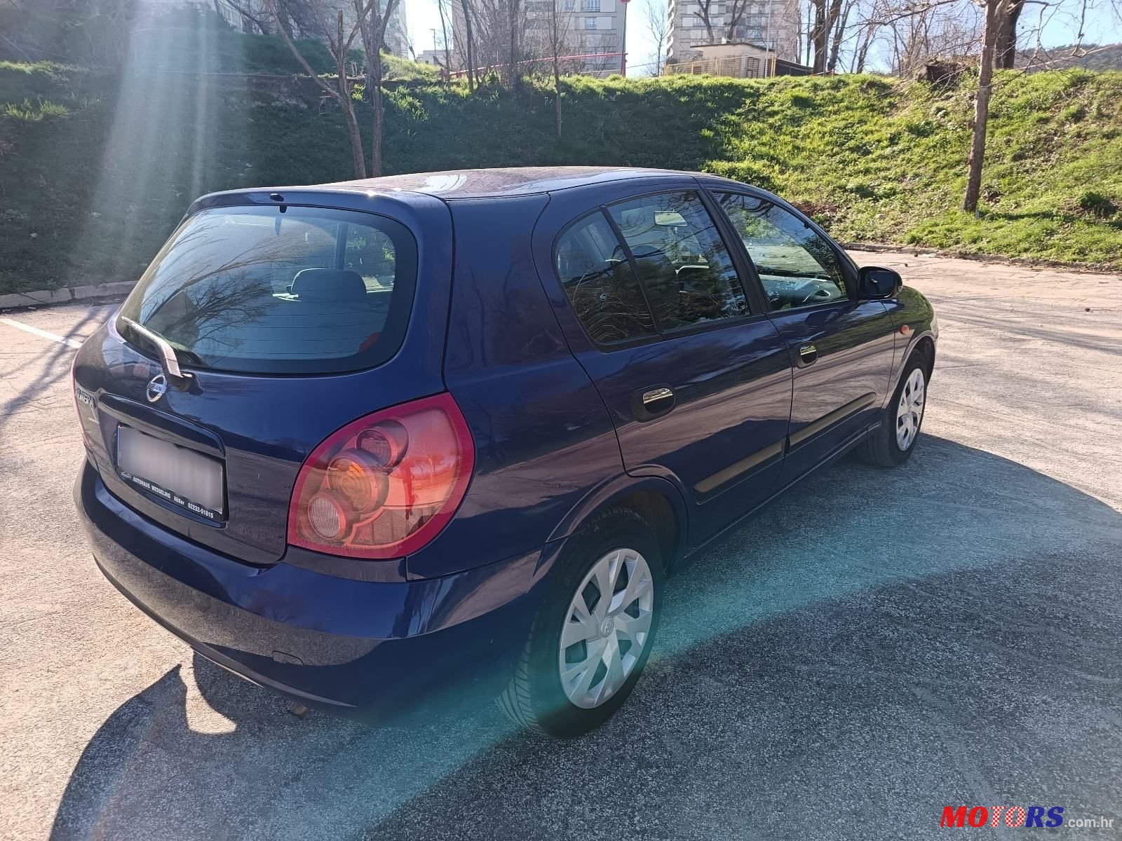 2004' Nissan Almera 1,5 16V Abs photo #5