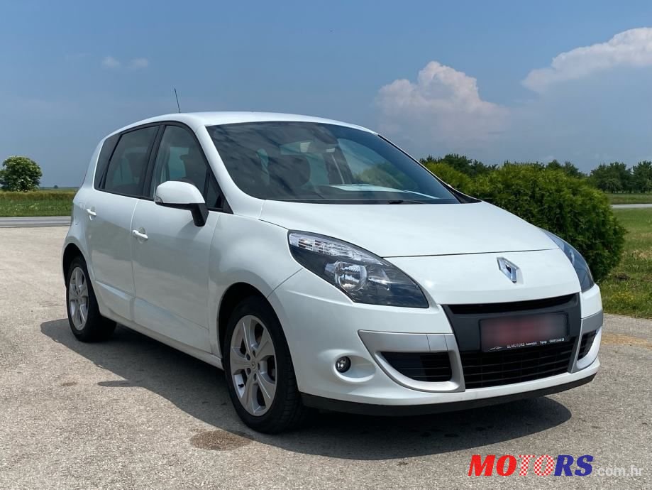 2010' Renault Scenic 1,9 Dci photo #3