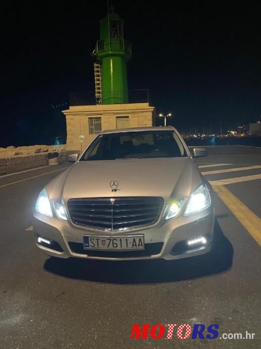 2009' Mercedes-Benz E-Klasa photo #2