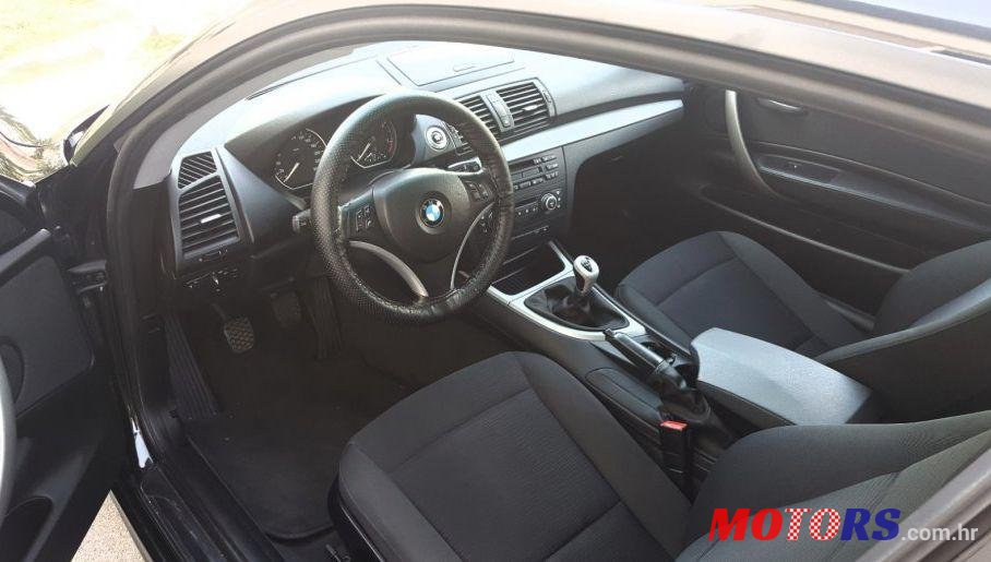 2008' BMW Serija 1 118D photo #1