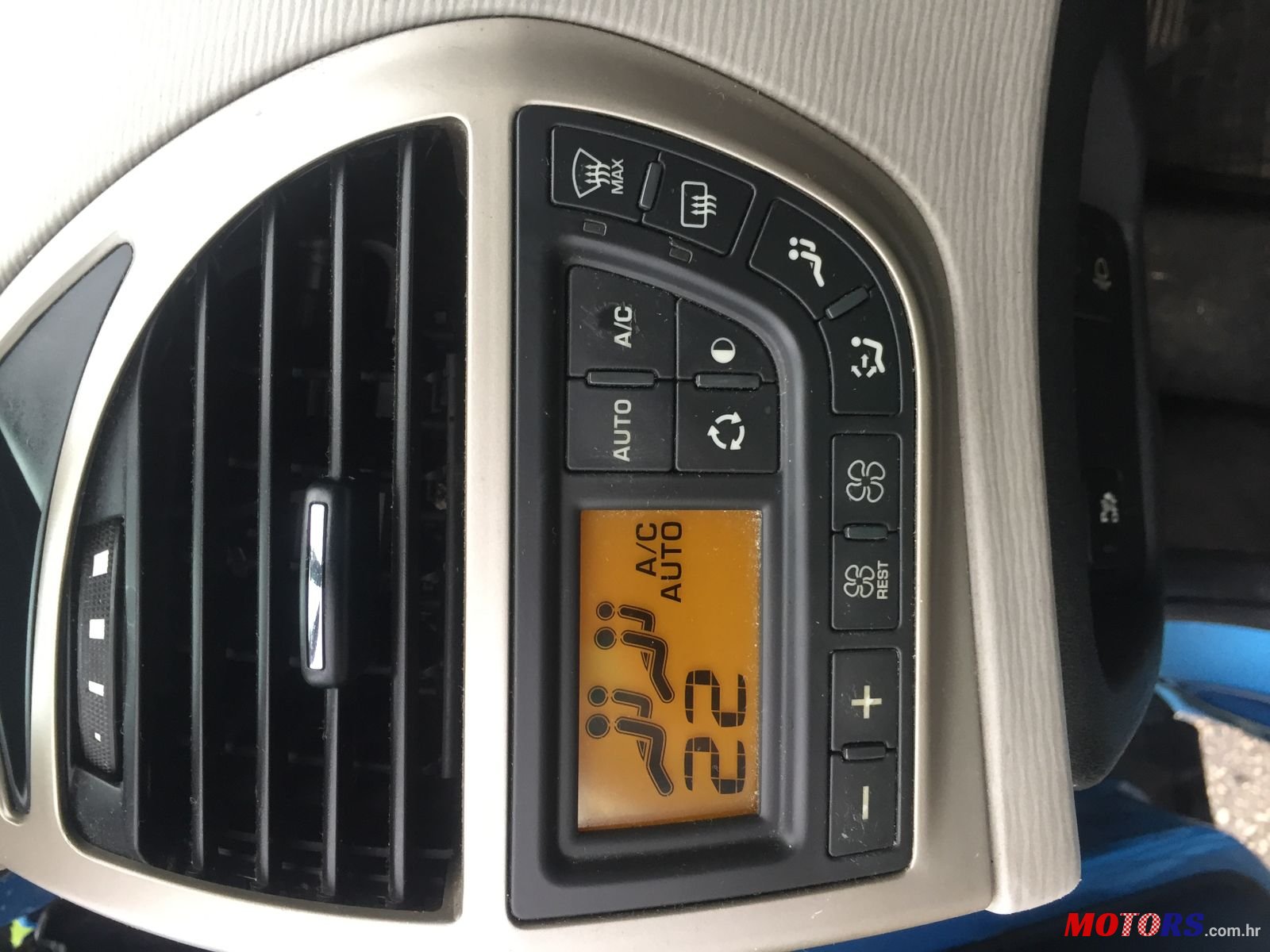 2007' Citroen C4 Picasso photo #3