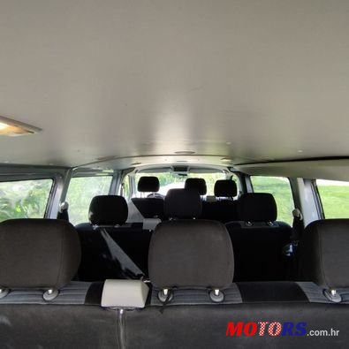 2014' Volkswagen Transporter photo #5