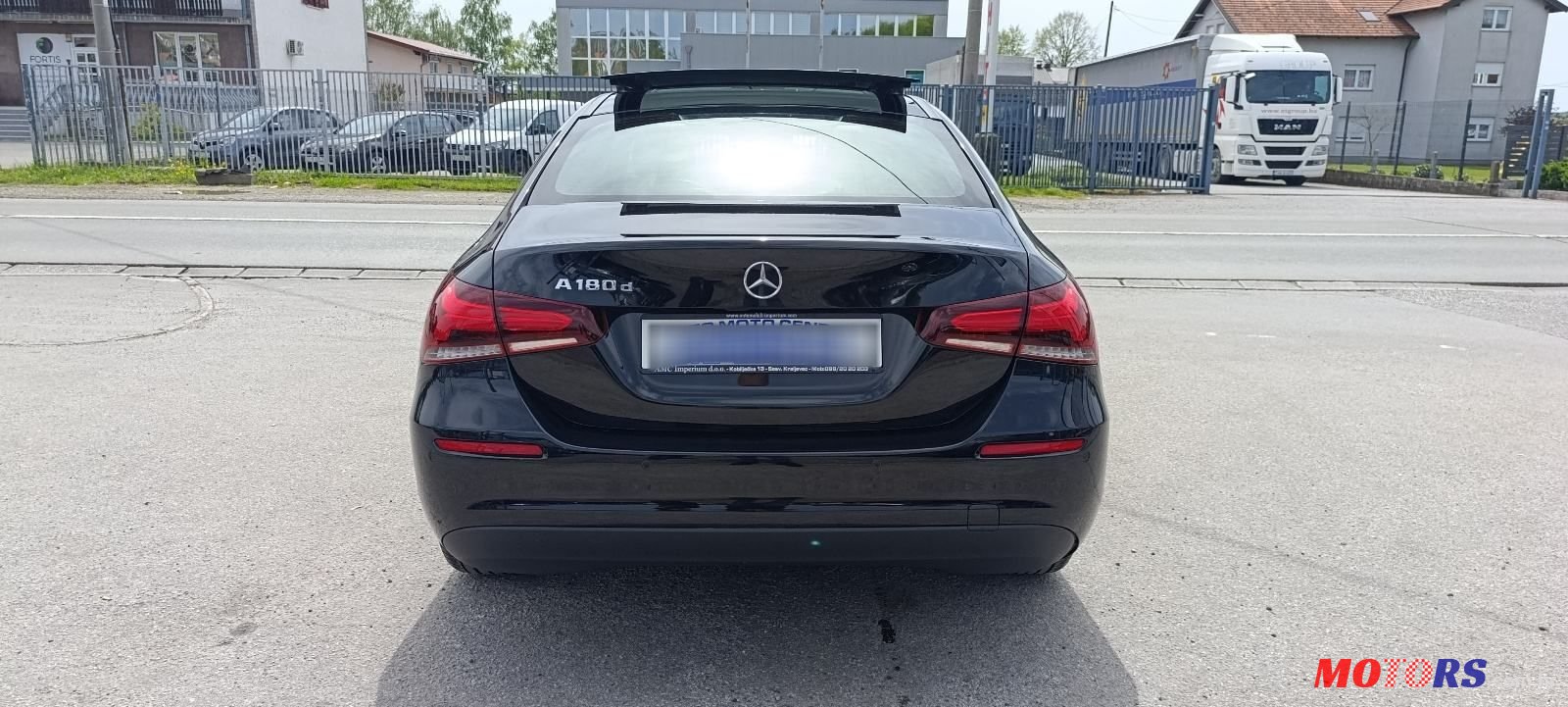 2020' Mercedes-Benz A-Klasa 180 D photo #6