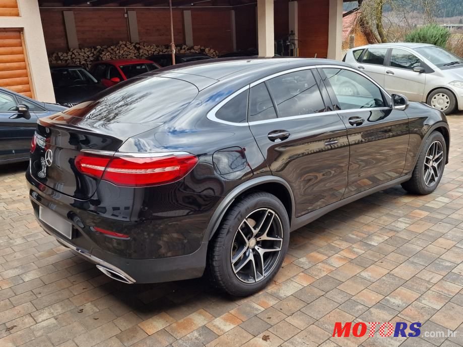 2016' Mercedes-Benz GLC 220 D photo #3