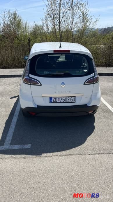 2015' Renault Scenic Dci photo #4