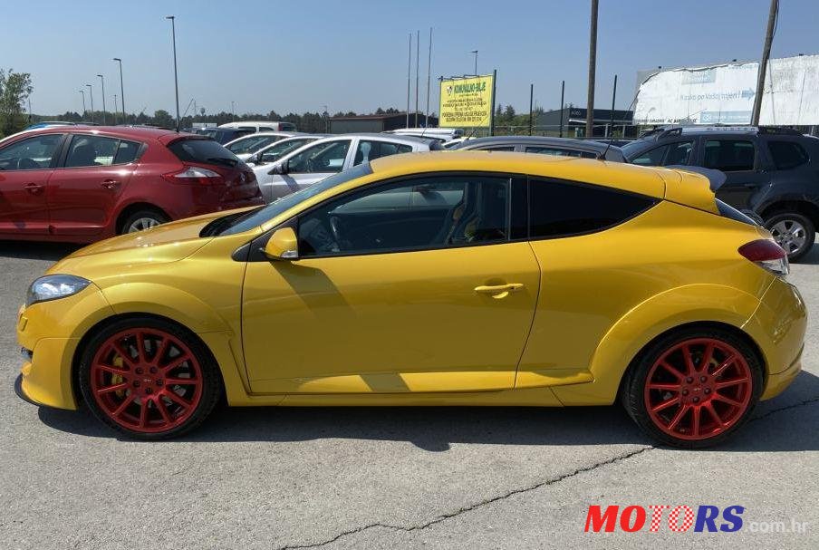 2010' Renault Megane Megane Rs photo #1