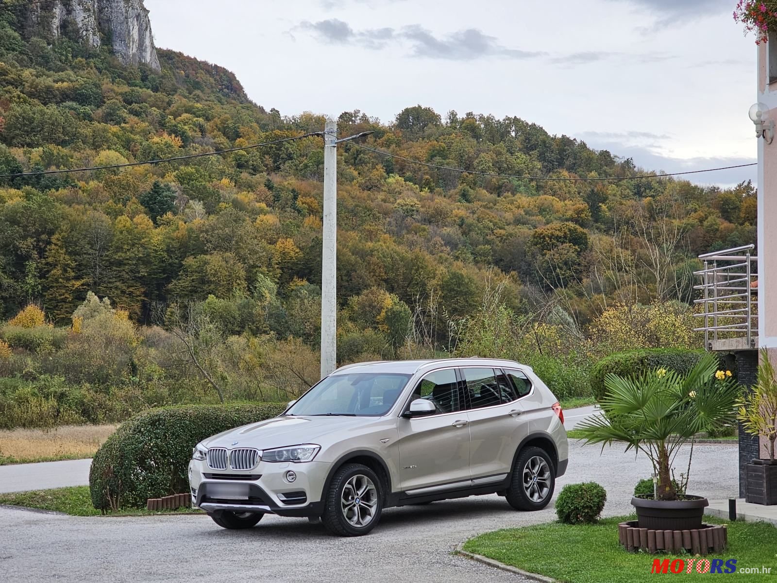 2017' BMW X3 20D photo #5