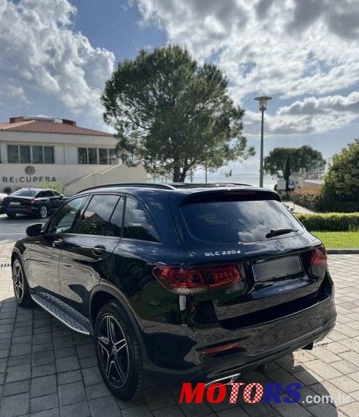 2020' Mercedes-Benz GLC 220 D 4Matic photo #3