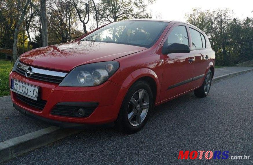 2004' Opel Astra 1,6 photo #1