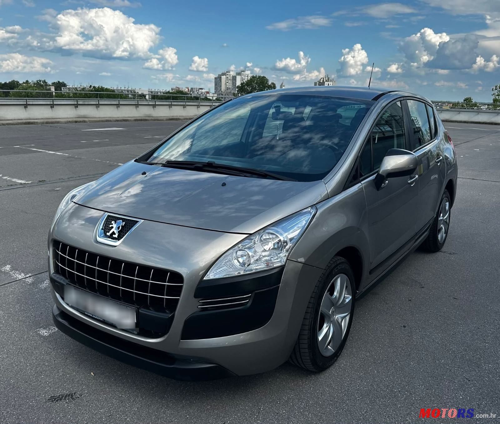 2010' Peugeot 3008 1,6 Hdi photo #1