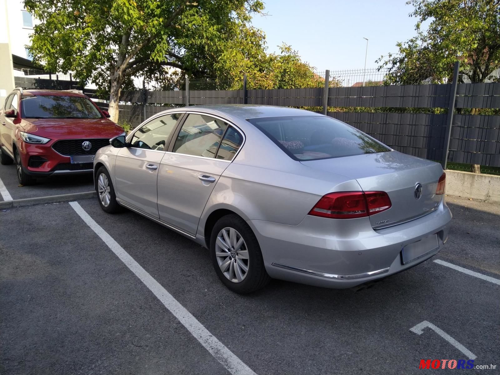 2013' Volkswagen Passat 2,0 Tdi Bmt photo #3