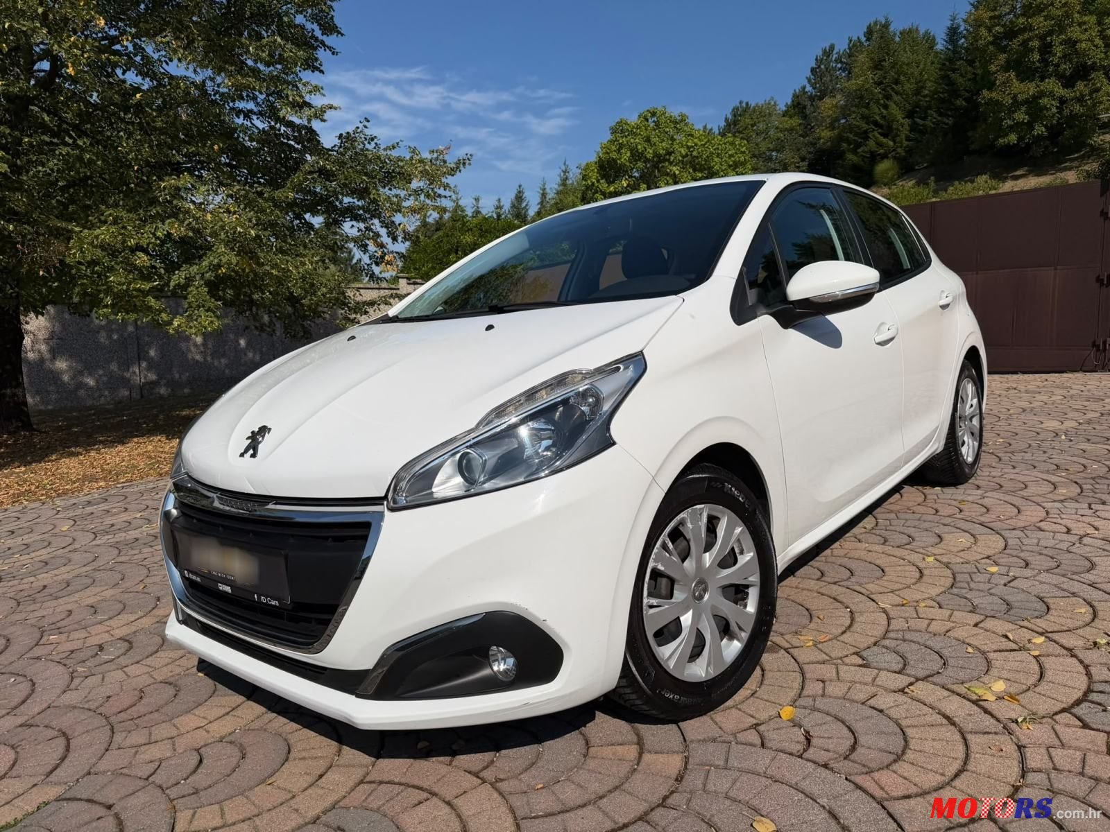 2016' Peugeot 208 1,2 Puretech photo #1
