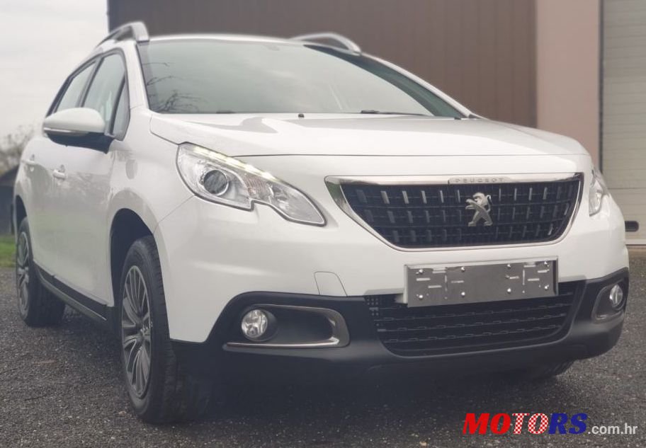2017' Peugeot 2008 1,6 Bluehdi photo #2