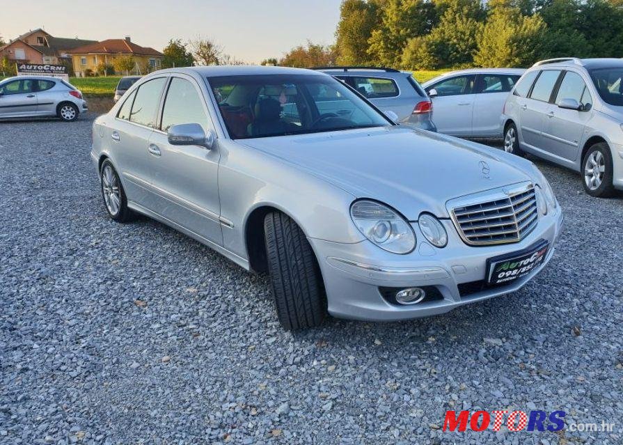 2009' Mercedes-Benz E-Klasa 220 Cdi photo #1
