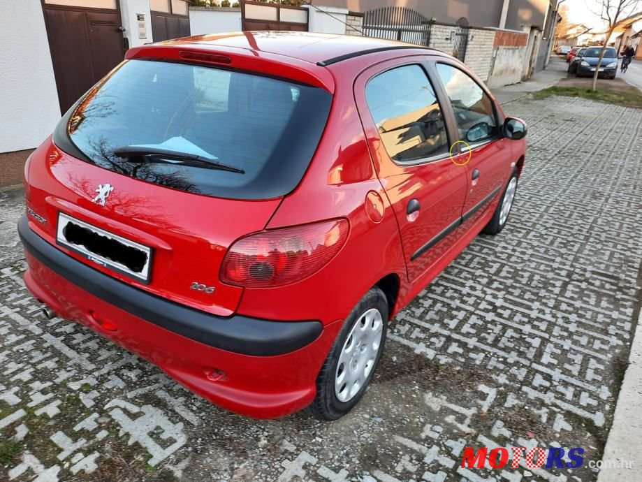 2008' Peugeot 206 photo #5