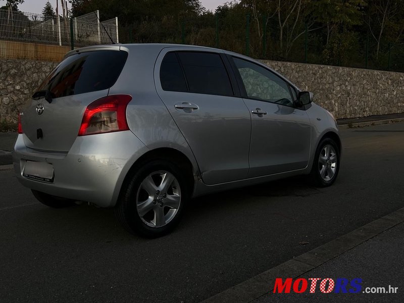 2007' Toyota Yaris 1,3 Vvt-I photo #4