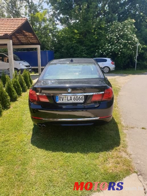 2013' BMW Serija 7 730D photo #4