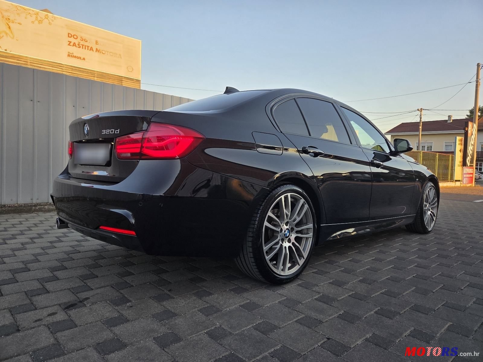2016' BMW Serija 3 320D M Sport photo #5