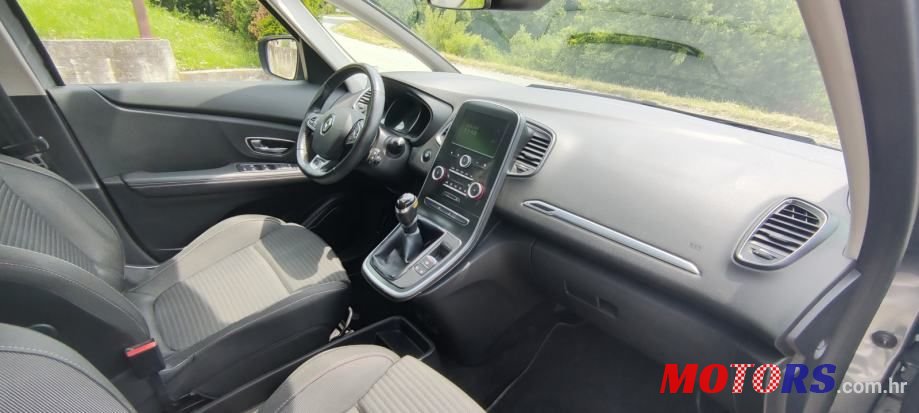 2017' Renault Scenic Dci 110 photo #5