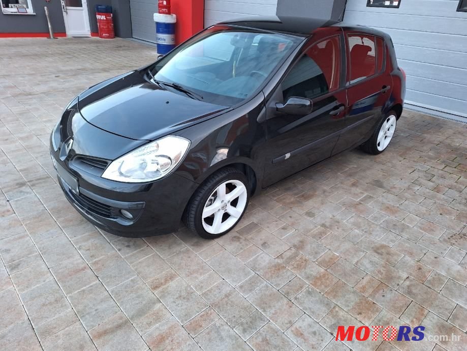 2007' Renault Clio 1,2 photo #2