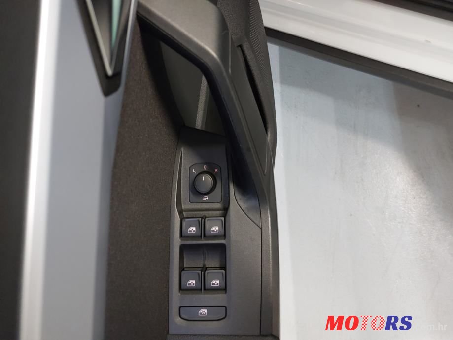 2022' SEAT Arona 1,0 Tsi photo #6