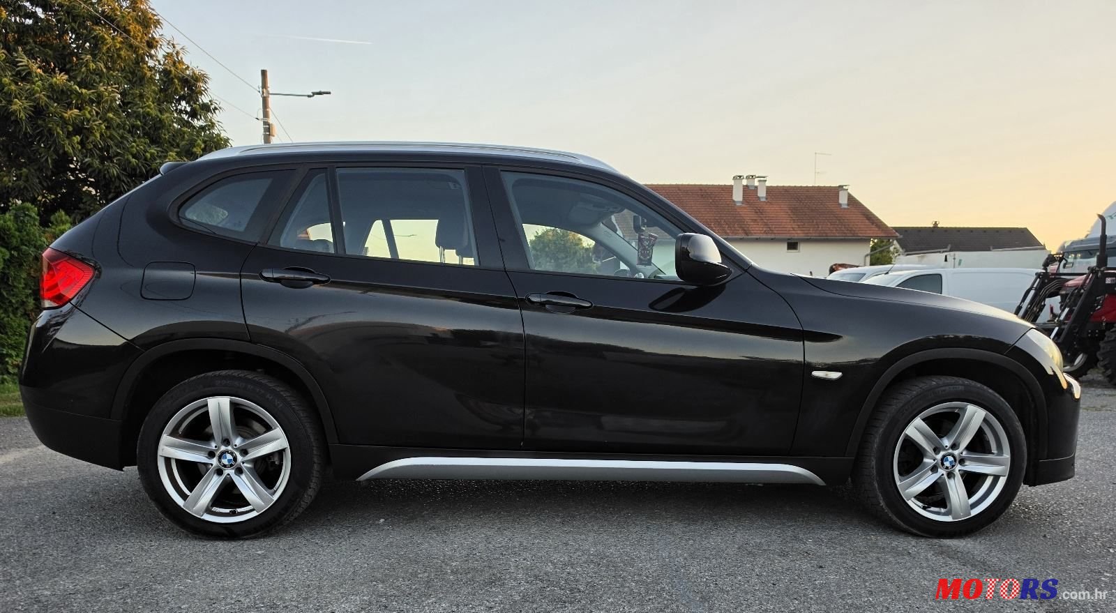 2011' BMW X1 Xdrive20D photo #5