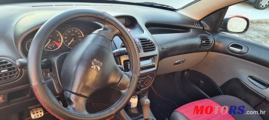 2003' Peugeot 206 photo #5